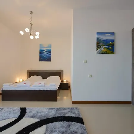 Mia Cassa スヴェティ・ヴラス