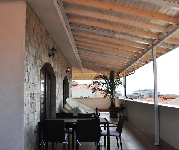 Апартаменты Mia Cassa Свети-Влас